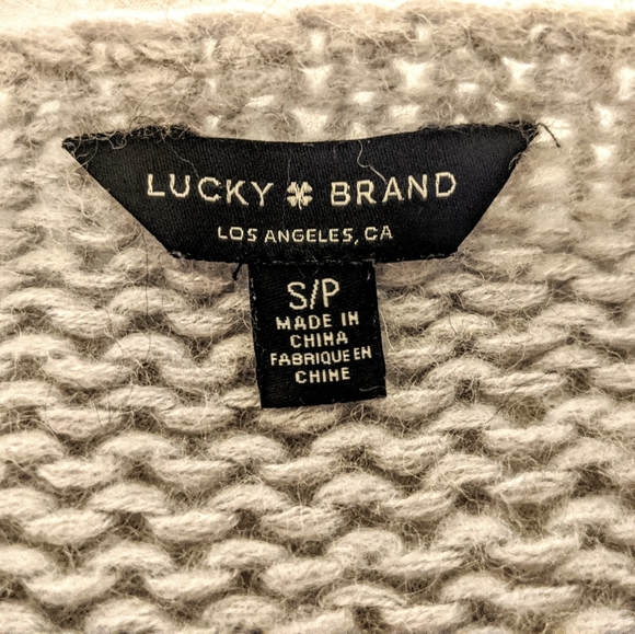 LUCKY loose knit sweater (small) - Picture 6 of 10